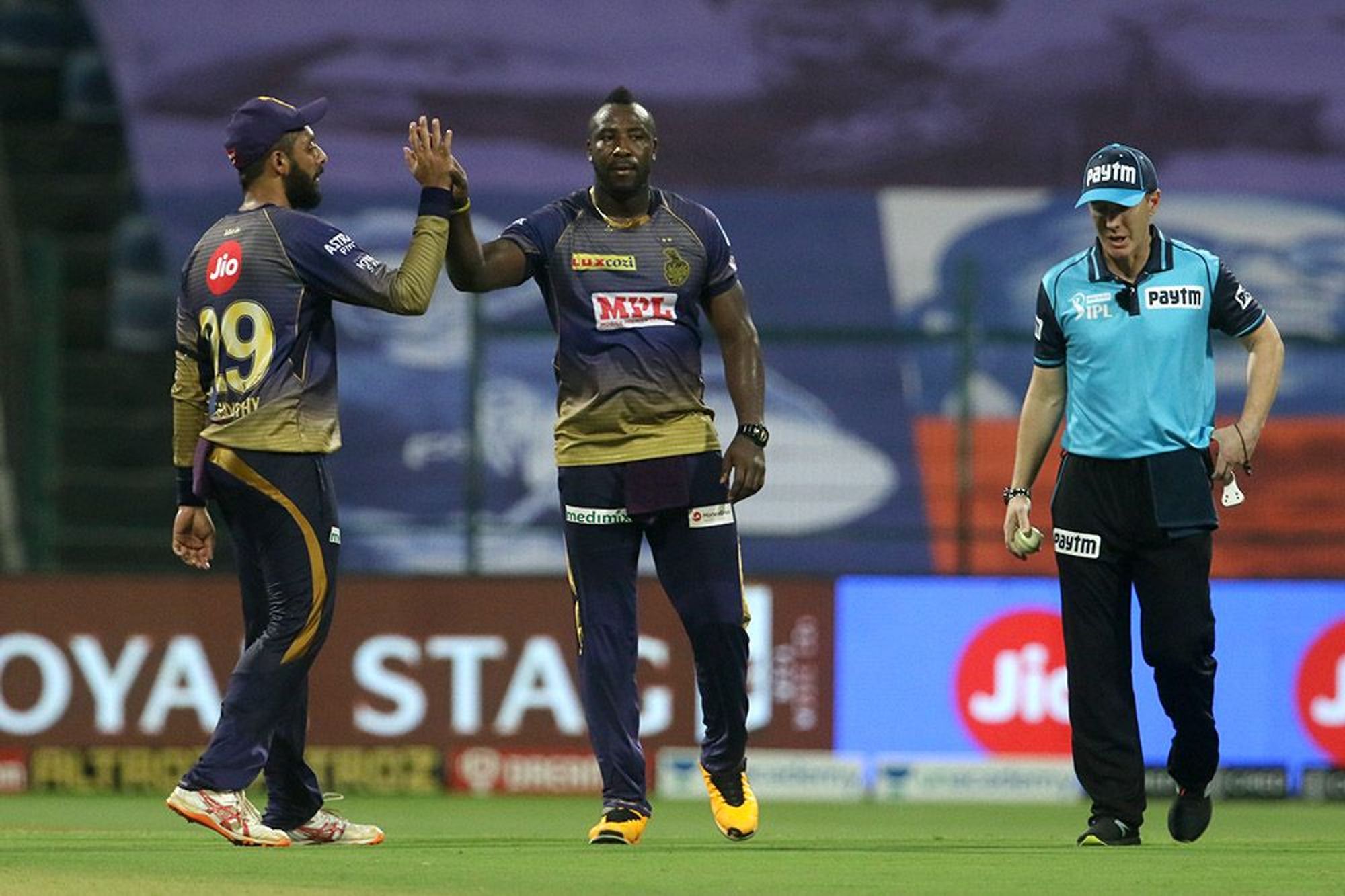 Andre Russell picked 3 wickets RCB on Monday