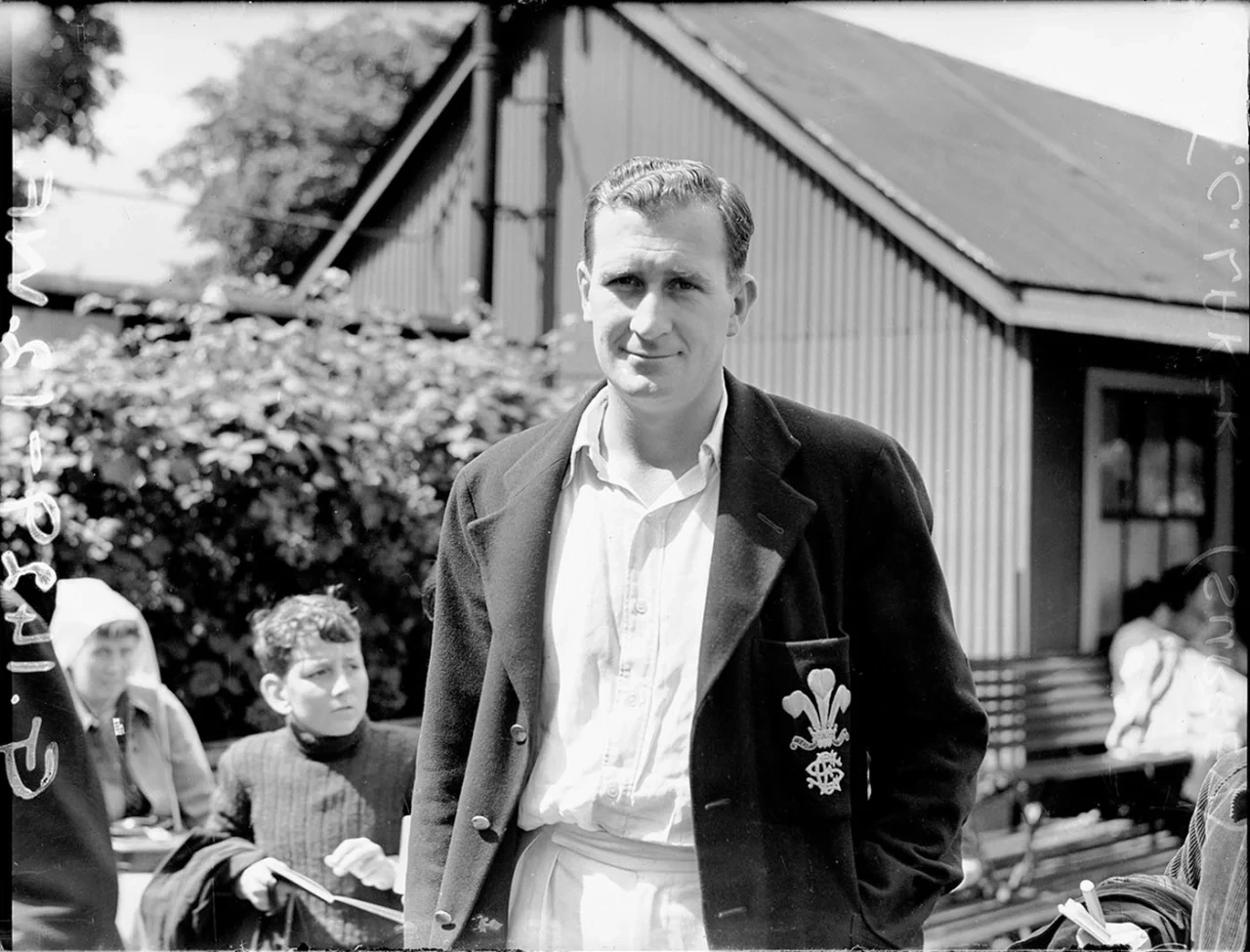 Jim Laker was born on 9 February 1922.