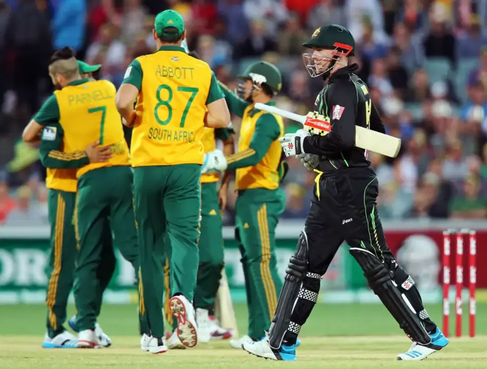 south-africa-defeated-australia-by-7-wickets.