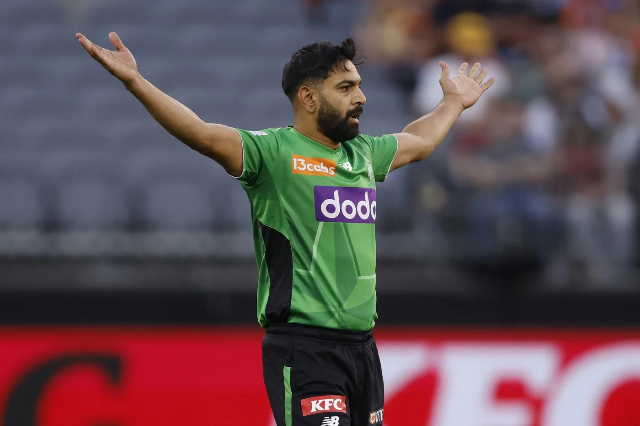 WATCH, BBL | Allen ragebaits Rauf into shoving exchange before melting tensions with hearty laguhter