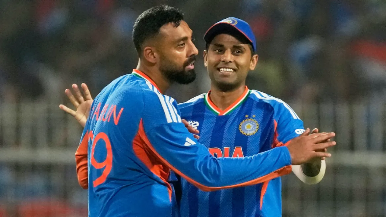 WATCH | Knight Rider Varun makes Eden Gardens erupt by dismantling deceived Hope's poles