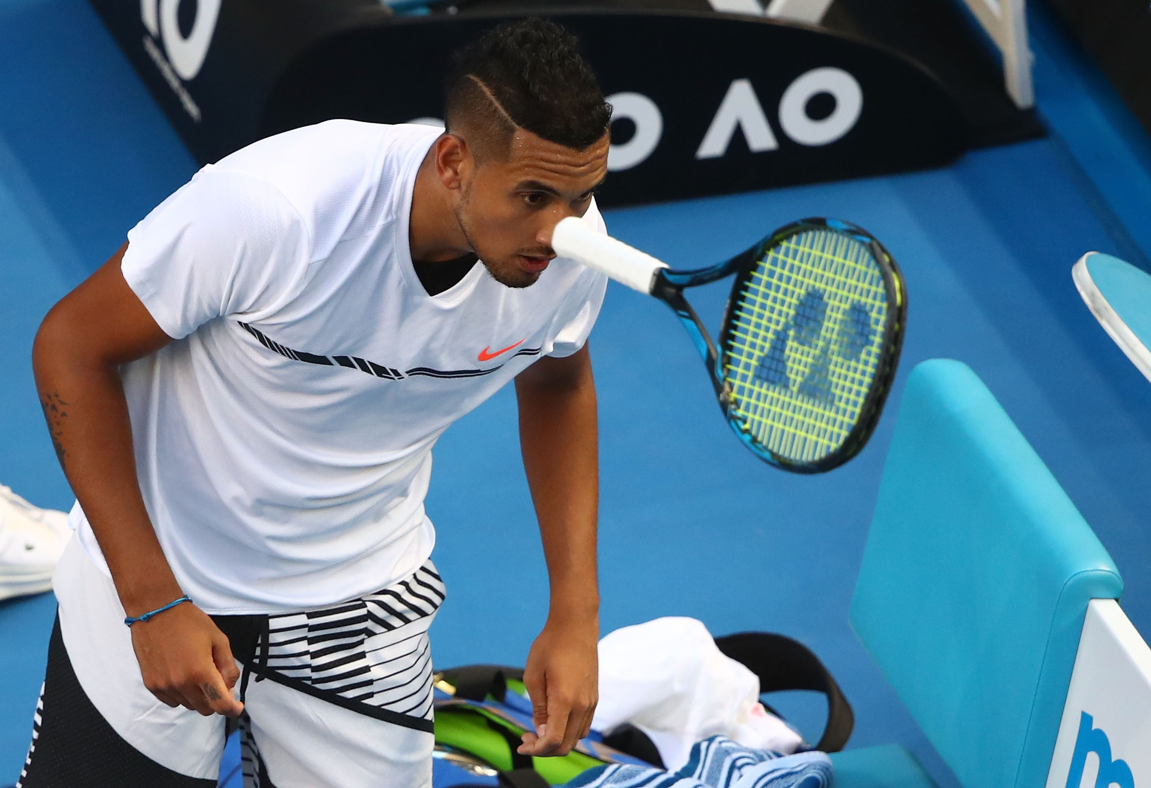 WATCH : Fan asks for 5 minutes of practice on Twitter and Nick Kyrgios obliged