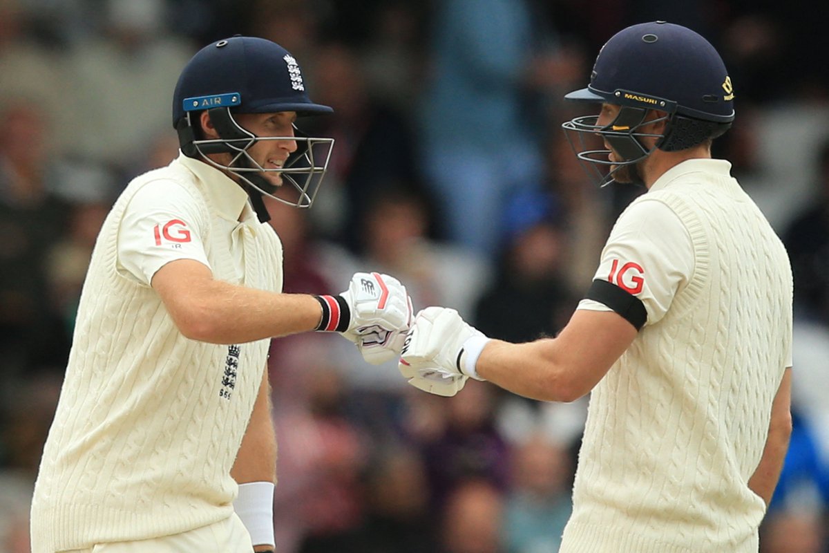 Joe Root and Dawid Malan put on an unbeaten 159-run stand on Day 3 of the Brisbane Test