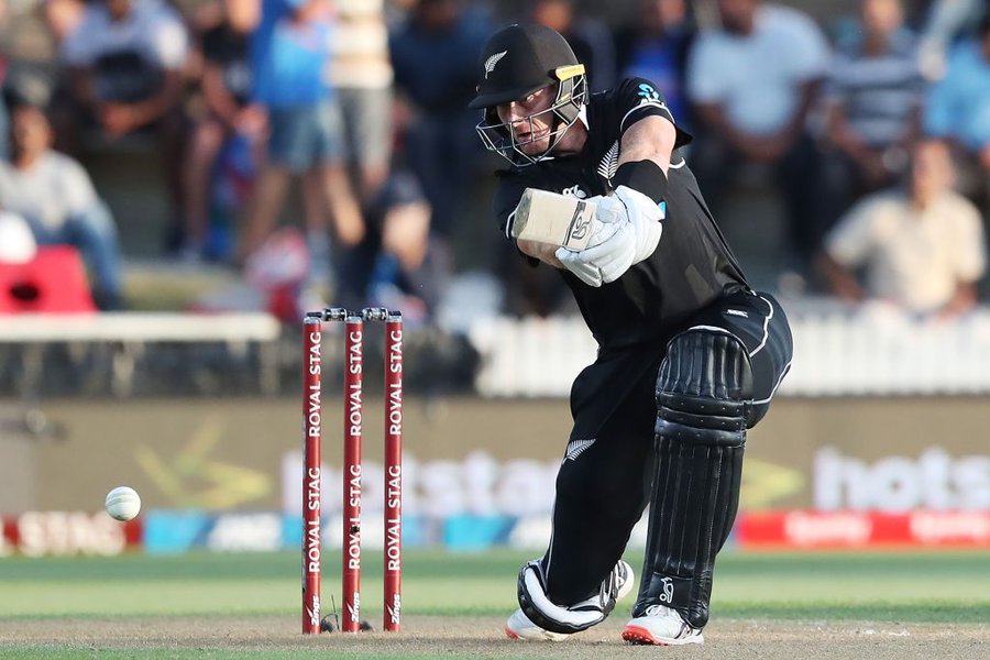 Guptill powers NZ to victory against India
