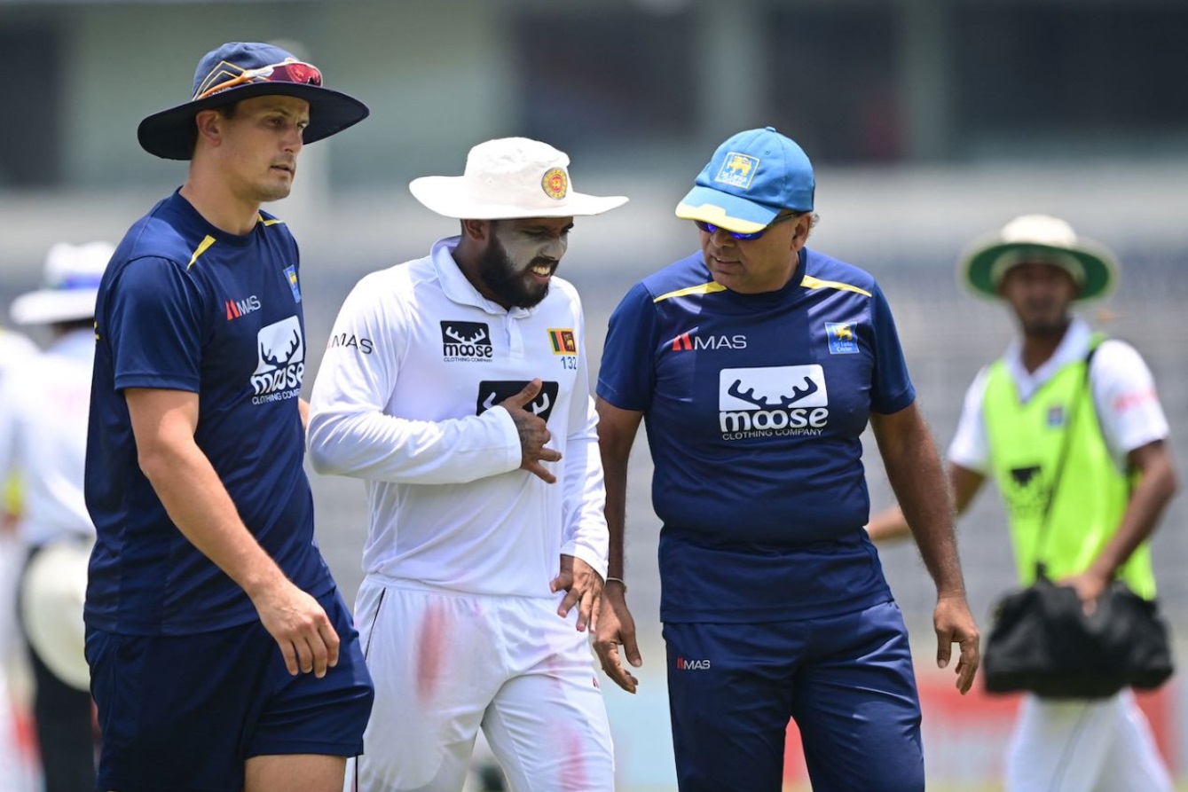 Kusal Mendis has been hospitalised due to massive chest pain.