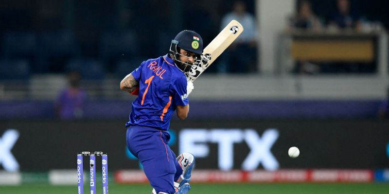 KL Rahul scored only 9 runs in the third ODI against South Africa