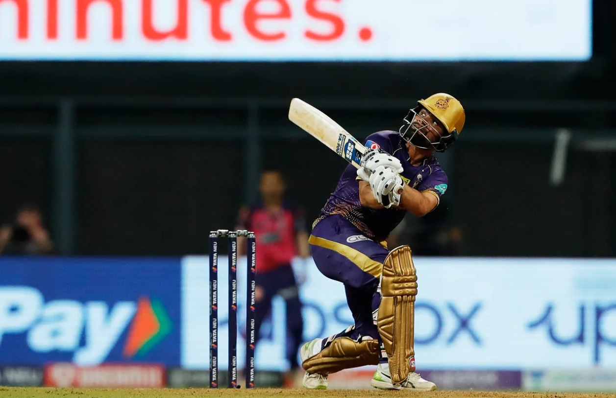 Rinku Singh plays an audacious flick for six against RR