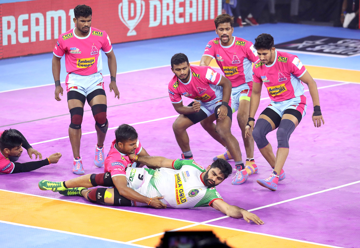 PKL 2019 | Pardeep Narwal shines as Patna Pirates defeat Jaipur Pink Panthers