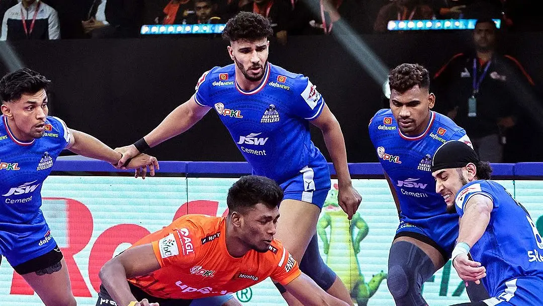 U Mumba Clinch Thrilling Tie-Breaker Win Over Haryana Steelers to Secure PKL 12 Top Eight Spot