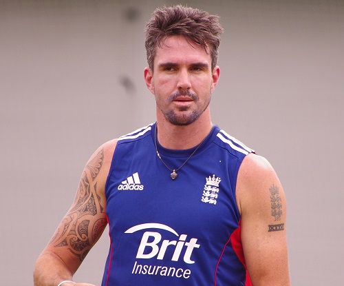 Kevin Pietersen ruled out of IPL with calf tear