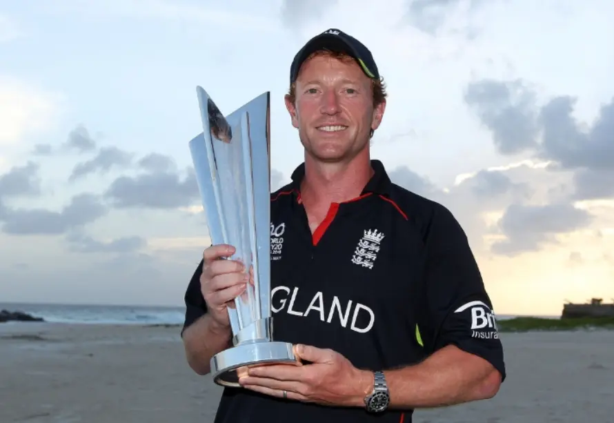 Paul Collingwood with the T20 World Cup 2010.