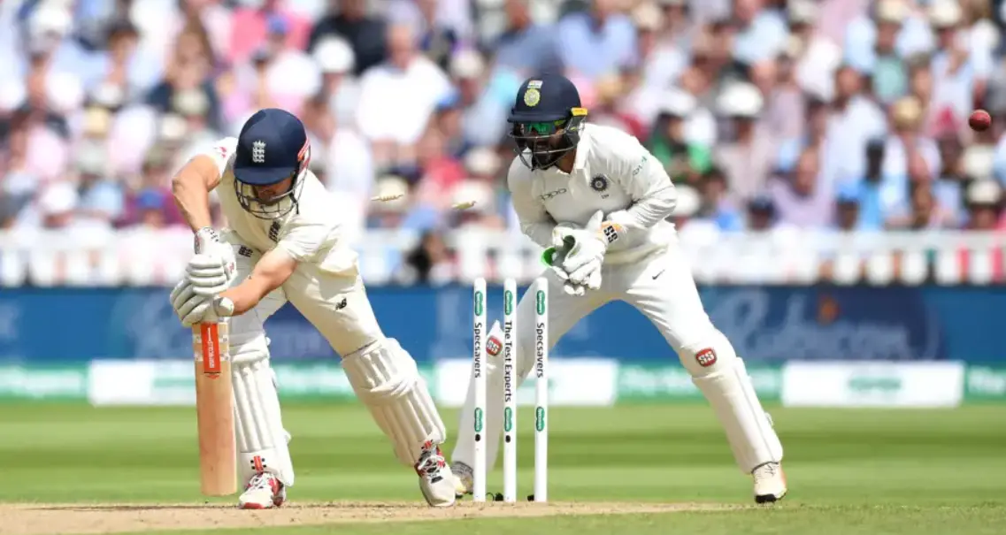 Alastair Cook was dismissed on the day 1 of the First Test.