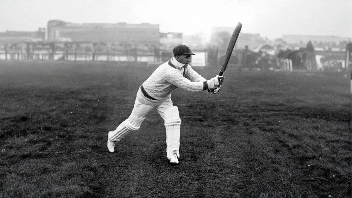 Bill Ponsford completes world record score of 437 on December 17, 1927.