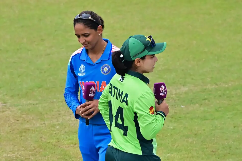 Pakistan skipper Fatima Sana won the toss by calling tails even though the coin landed on heads against India at the Womens World Cup