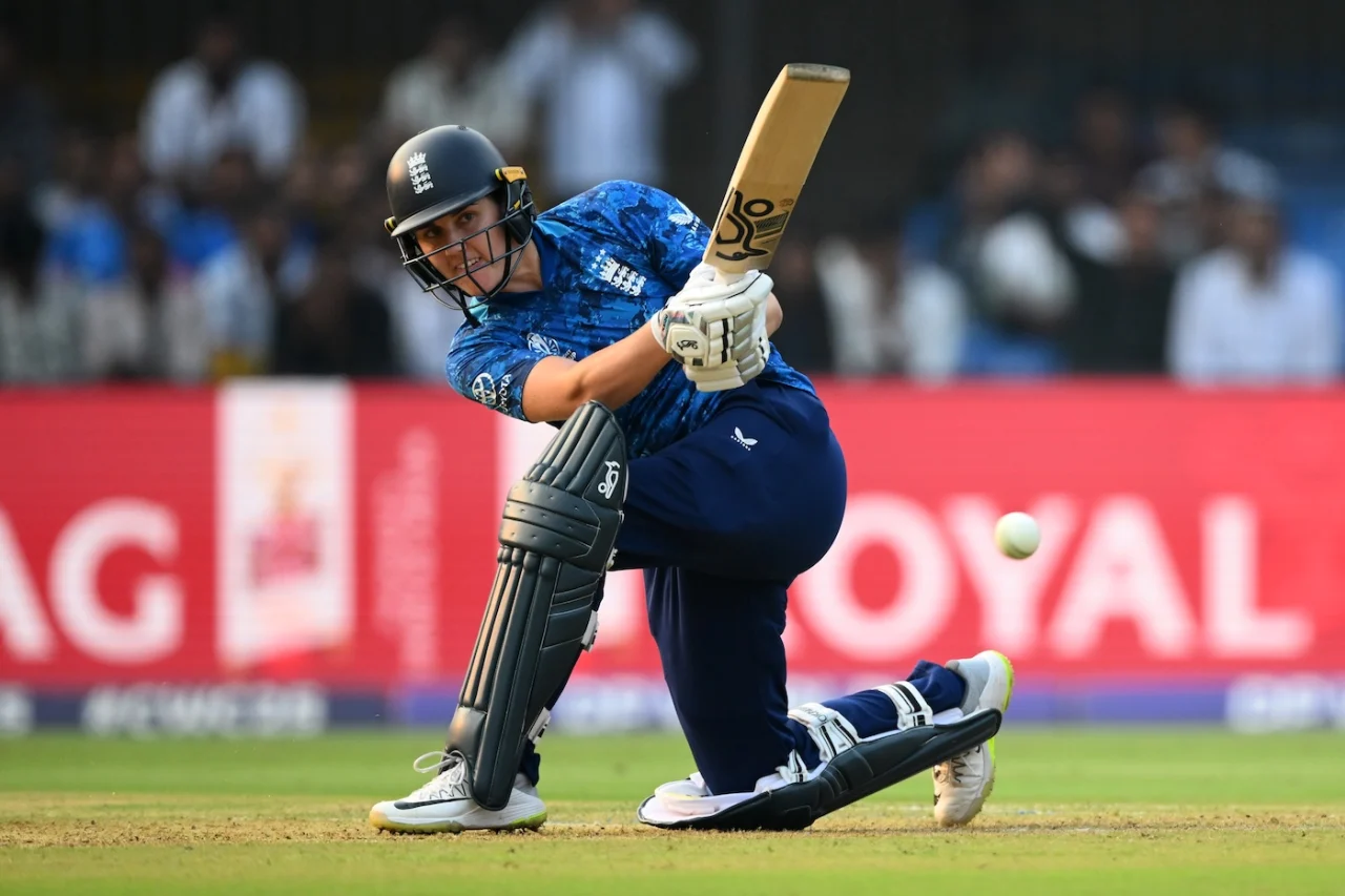 AI Simulation, ENG-W vs SA-W | England Women beat South Africa Women by 21 runs in first semi-final