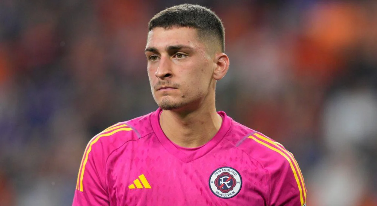 Chelsea Goalkeeper Djordje Petrovic Set for Bournemouth Move in Premier League