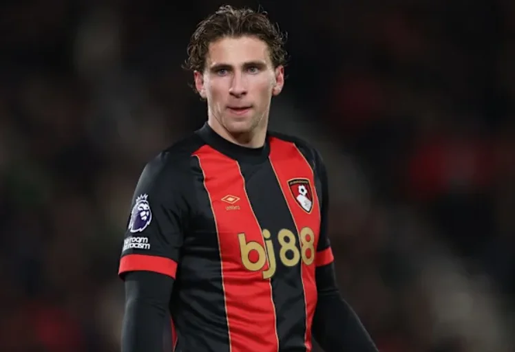 Tottenham Set to Battle PSG and Liverpool for £61m Star Illya Zabarnyi