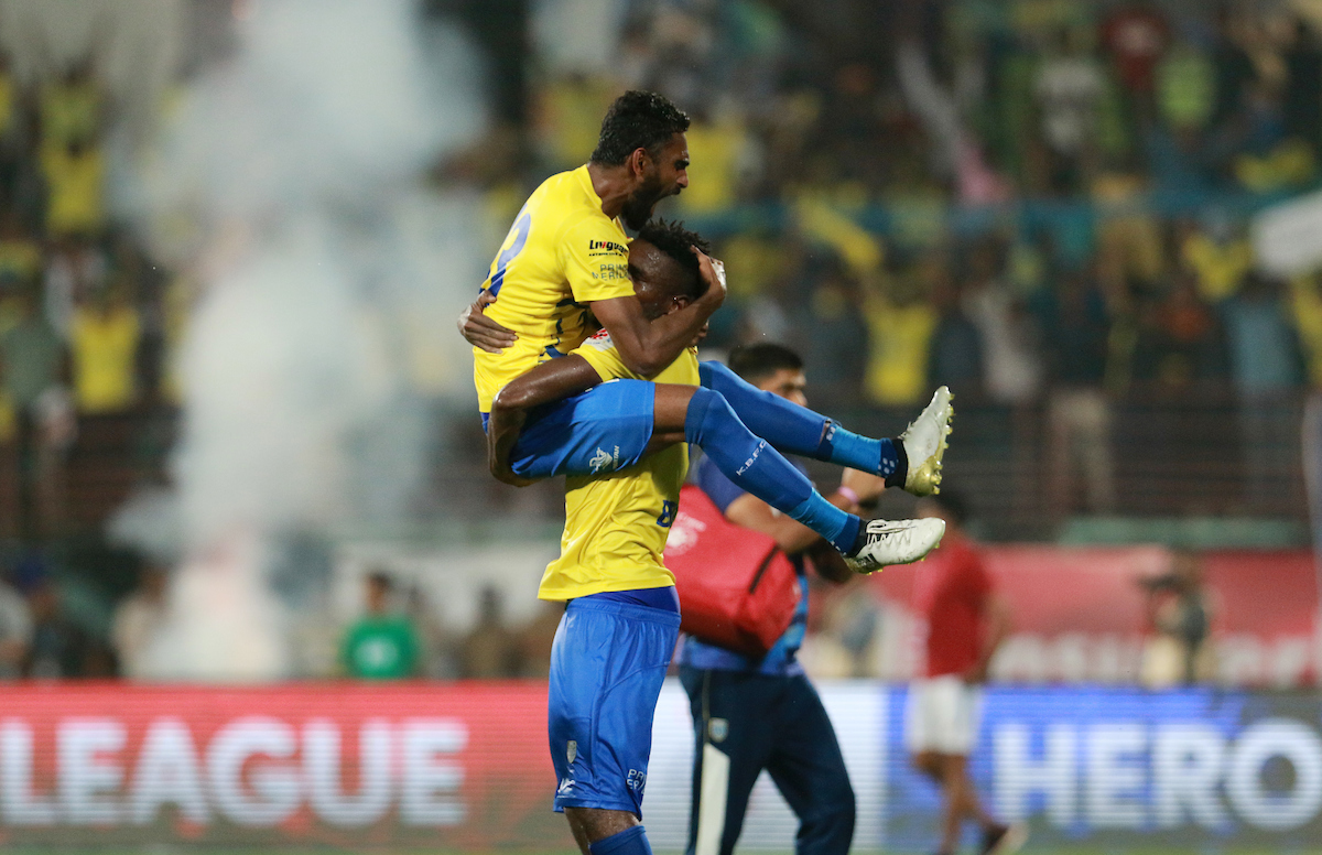 ISL 2016 | Kerala beat Goa in a thriller which had 2 red cards, 8 yellow cards, countless fights, and dramatic winner