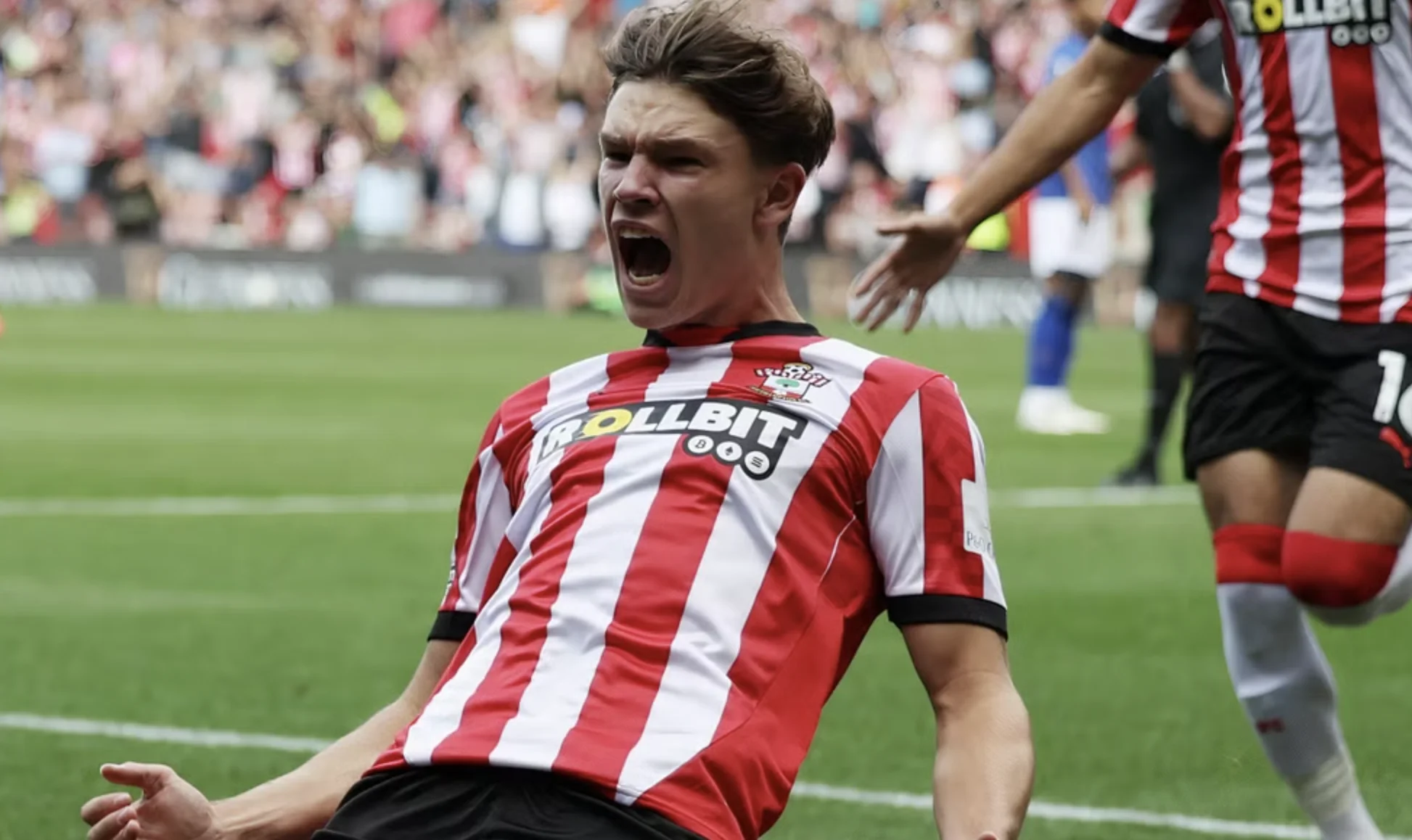 Fabrizio Romano Updates on Manchester United Midfield Requirement