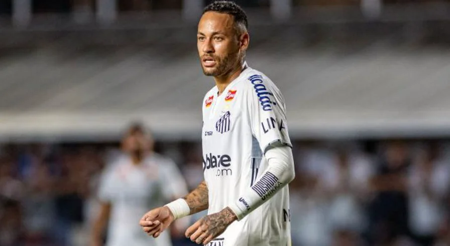 Neymar Extends Santos Stay Until End of 2025