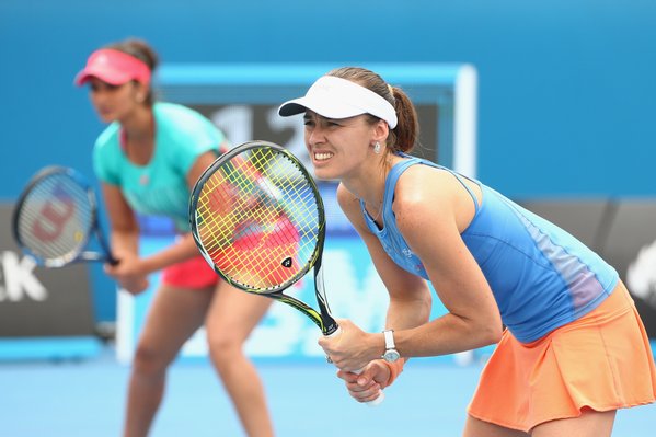 Mirza and Hingis reach the semis of Stuttgart Open