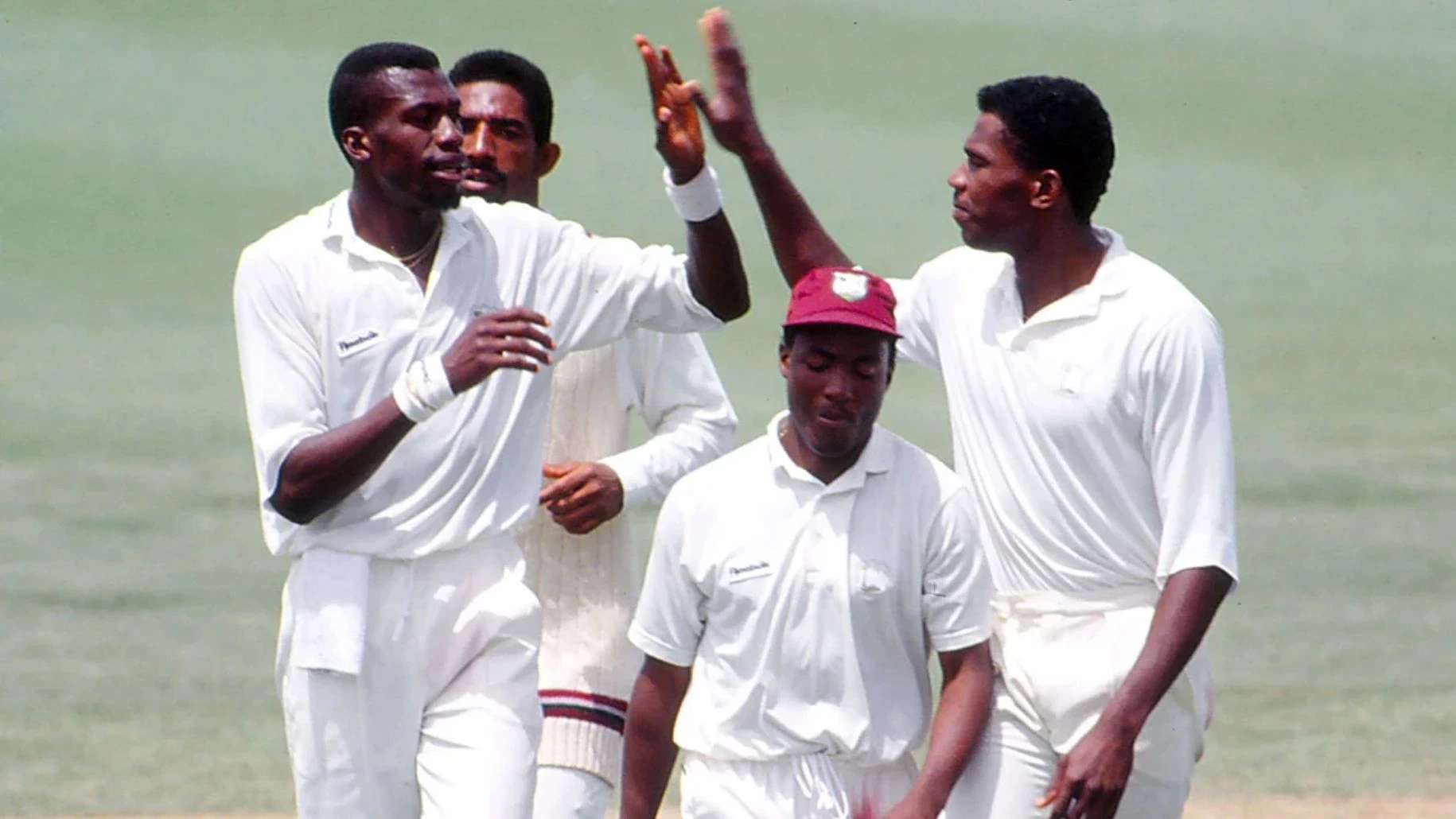 The West Indies beat Australia by 1 run in one of the most dramatic matches in Test cricket history on 26 January 1993.